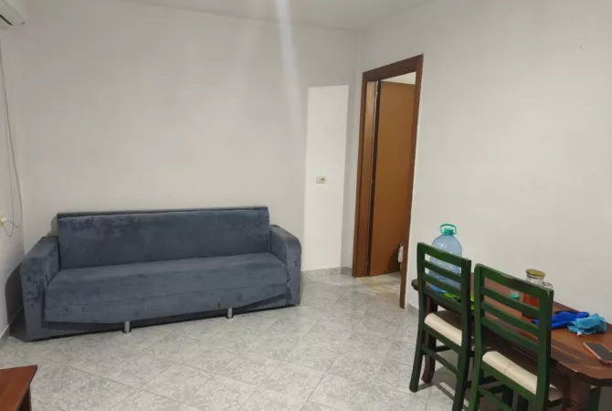 Shtepi me qera 1+1 ne Tirane - 330 Euro