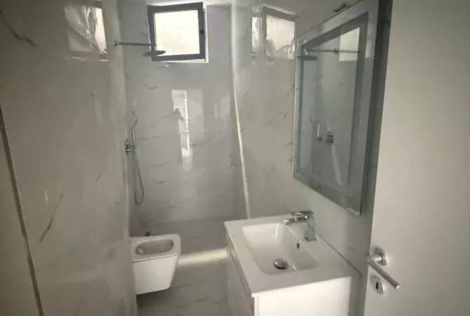 Shtepi ne shitje 1+1 ne Tirane - 93,000 Euro