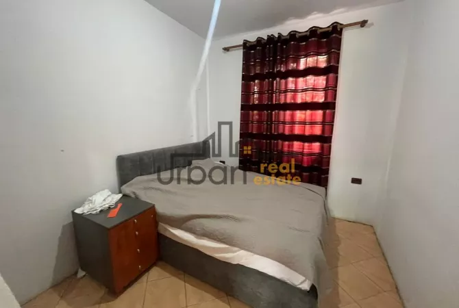 Shtepi ne shitje Shtepi Private ne Tirane, 4+1, Mobilimi E mobiluar, Pagesa 260,000  Euro.