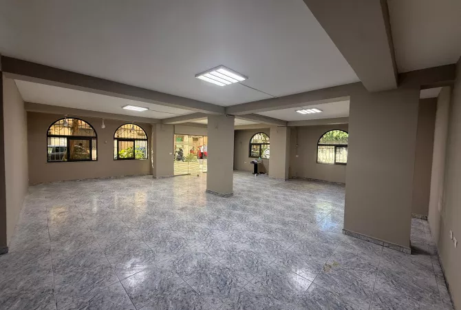 Shitet, Lokal, Xhamlliku, Tirane - 200000Euro | 125 m2