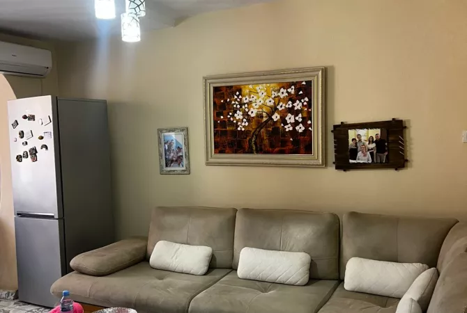Shtepi ne shitje 2+1 ne Tirane - 130,000 Euro