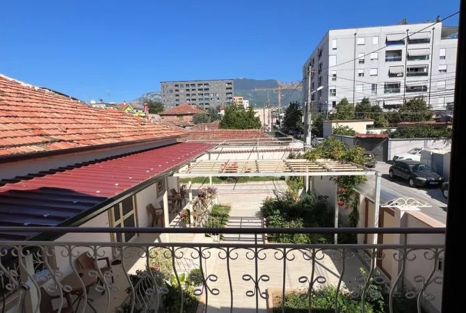 Luxury villas for rent in Tirana 2+1, Furnished