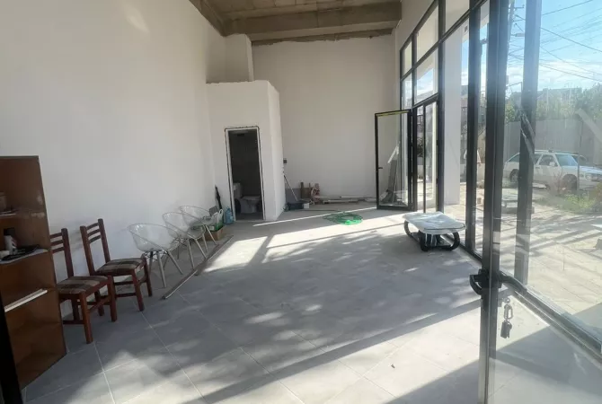 Ambient biznesi me qera 1+1 ne Tirane - 800 Euro