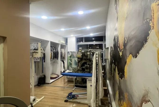 Ambient biznesi ne shitje 6+1 ne Tirane - 15,000 Euro