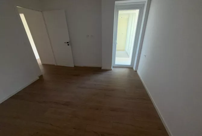 Shtepi ne shitje 1+1 ne Tirane - 115,000 Euro