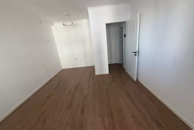 Shtepi ne shitje 1+1 ne Tirane - 102,000 Euro