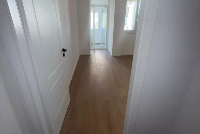 Shtepi ne shitje 1+1 ne Tirane - 102,000 Euro