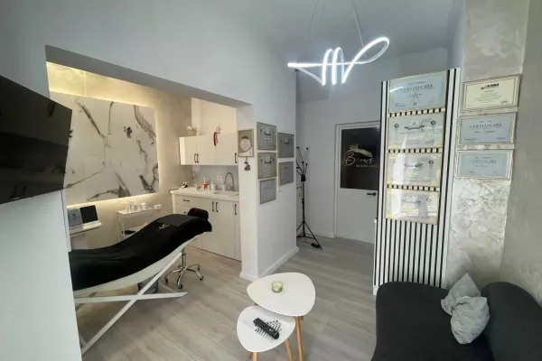 Biznese ne shitje ne Tirane - 10,000 Euro