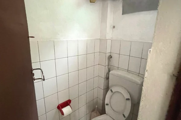 Business Property for Rent 1+1 in Tirana - 250 Euro