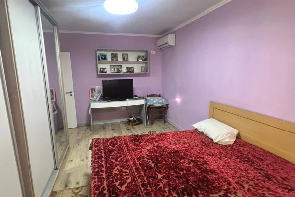Shtepi ne shitje 2+1 ne Tirane - 160,000 Euro
