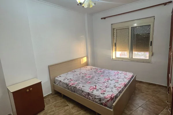 Shtepi ne shitje 1+1 ne Tirane - 75,000 Euro