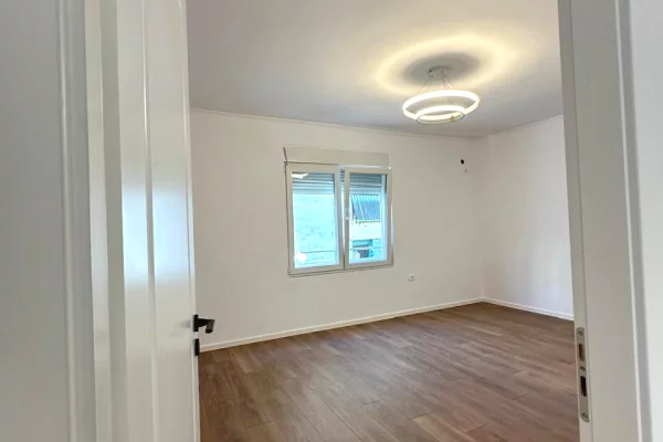 Shtepi ne shitje 2+1 ne Tirane - 118,000 Euro