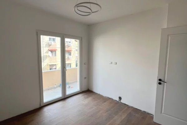Shtepi ne shitje 1+1 ne Tirane - 95,000 Euro