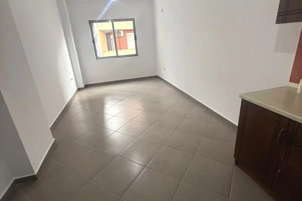 Shtepi ne shitje 1+1 ne Tirane - 95,000 Euro