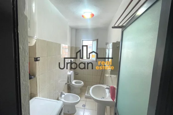 Shtepi me qera 1+1 ne Tirane - 350 Euro