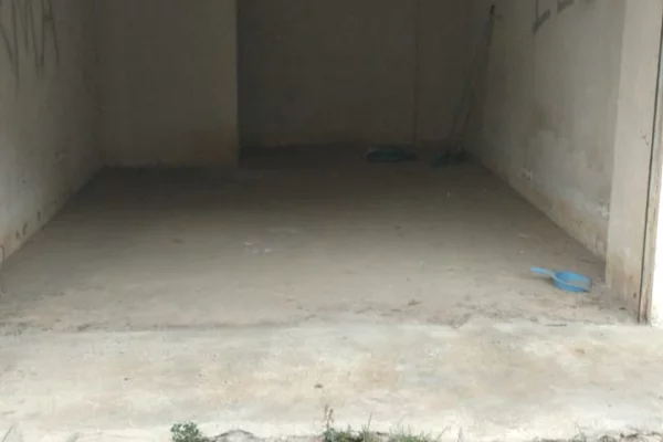 Ambient biznesi ne shitje 4+1 ne Tirane - 15,000 Euro