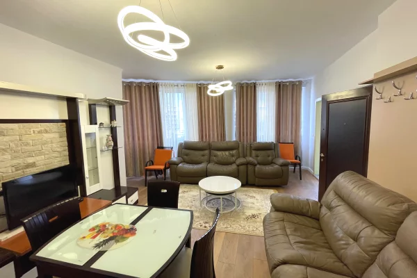 Shtepi ne shitje Apartament ne Tirane, 1+1, Mobilimi E mobiluar, Pagesa 95,000  Euro.