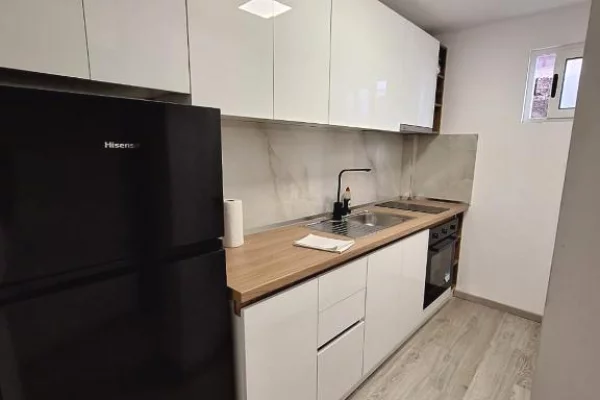 Shtepi me qera 1+1 ne Tirane - 600 Euro