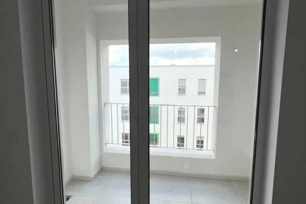 Shtepi ne shitje 1+1 ne Tirane - 110,000,000 Leke