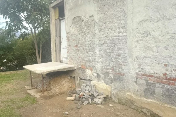 Truall ose Toke  ne Tirane - 140,000 Euro