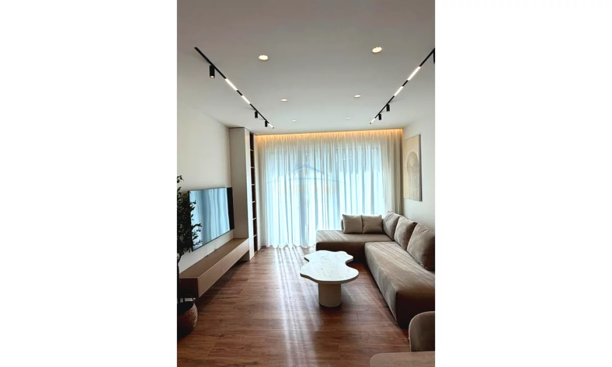 Shtepi me qera Apartament ne Tirane, 2+1, Mobilimi E mobiluar, Pagesa 1,500  Euro.