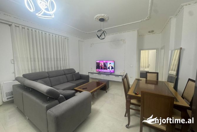 Casa in affitto 2+1 a Tirana - 900 Euro