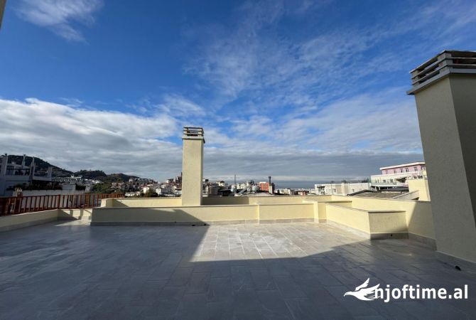 Shtepi me qera 2+1 ne Tirane - 800 Euro