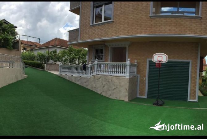 Shtepi me qera Apartament ne Tirane, 7+1, Mobilimi E mobiluar, Pagesa 1,500  Euro.