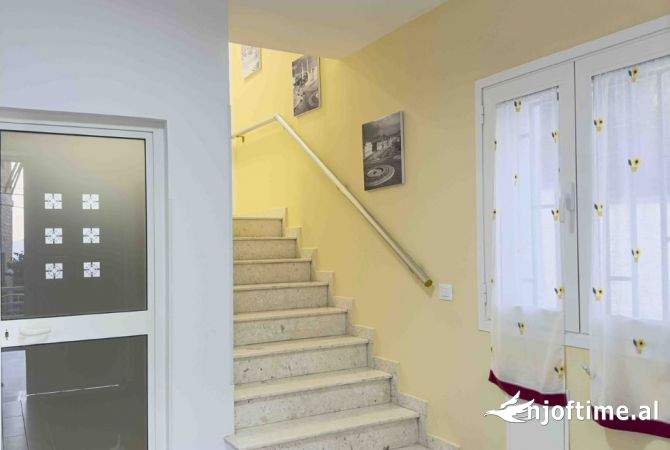 Casa in affitto 2+1 a Tirana - 1,100 Euro