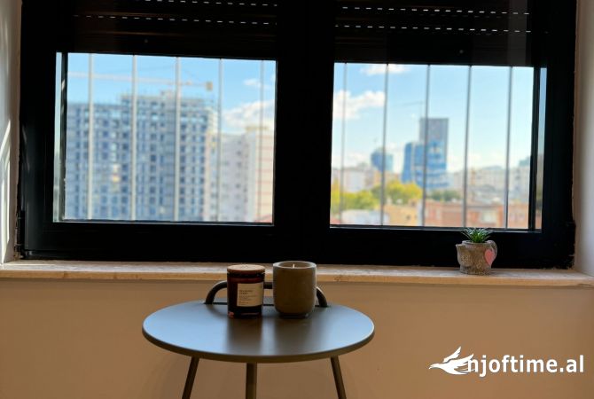 Shtepi me qera Apartament ne Tirane, 1+1, Mobilimi E mobiluar, Pagesa 650  Euro.