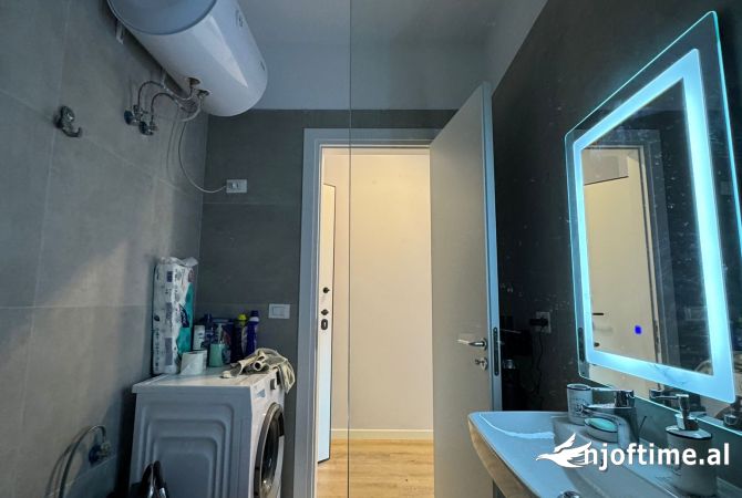 Shtepi me qera Apartament ne Tirane, 1+1, Mobilimi E mobiluar, Pagesa 650  Euro.