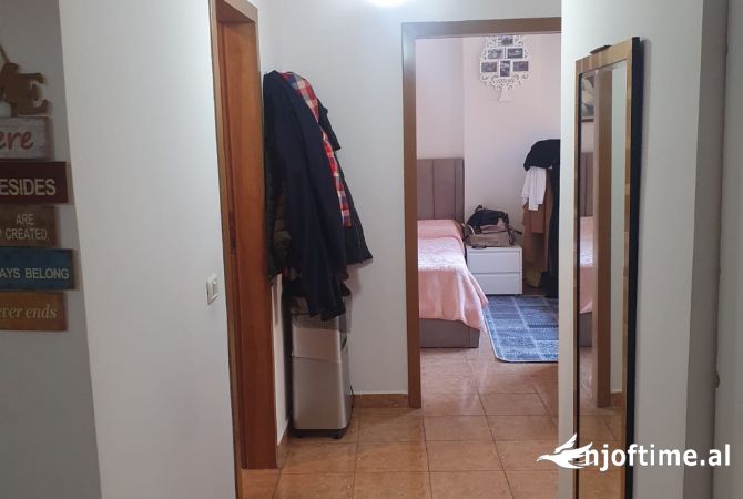 Shtepi me qera 2+1 ne Tirane - 550 Euro