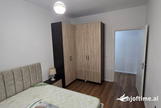 Shtepi me qera 1+1 ne Tirane - 450 Euro