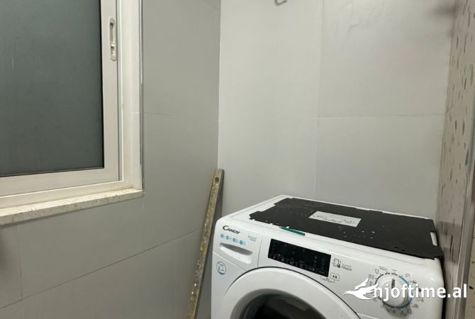 Shtepi me qera Apartament ne Tirane, 2+1, Mobilimi E mobiluar, Pagesa 600  Euro.