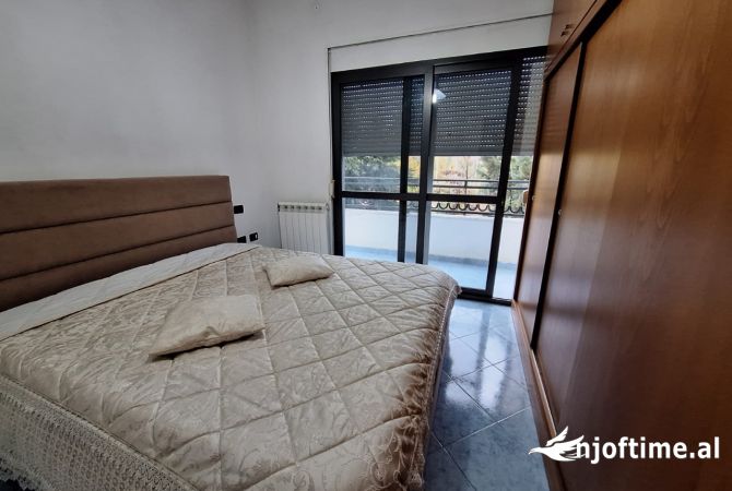 Shtepi me qera 2+1 ne Tirane - 420 Euro