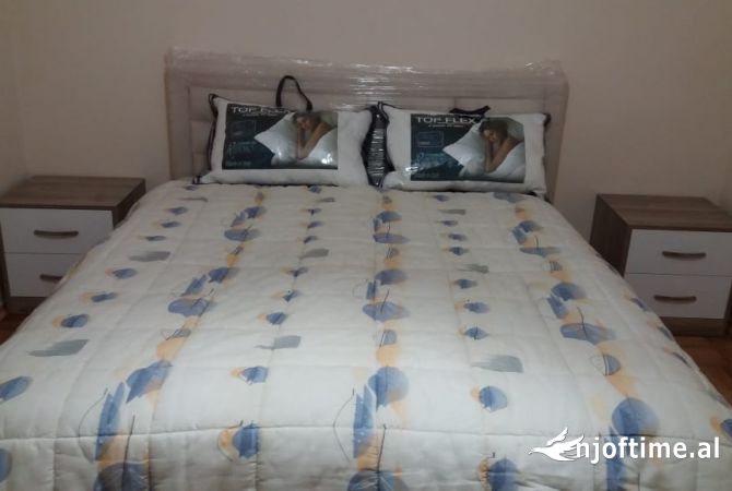 Shtepi me qera Apartament ne Tirane, 2+1, Mobilimi E mobiluar, Pagesa 600  Euro.