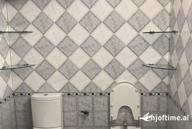 Shtepi me qera Apartament ne Tirane, 2+1, Mobilimi E mobiluar, Pagesa 600  Euro.