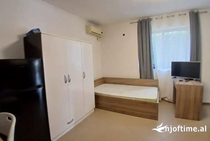 Shtepi me qera Garsoniere ne Tirane - 450 Euro