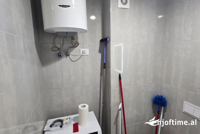 Shtepi me qera Apartament ne Tirane, 2+1, Mobilimi E mobiluar, Pagesa 600  Euro.
