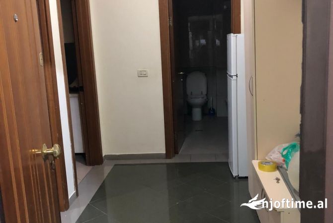 Shtepi me qera 1+1 ne Tirane - 450 Euro