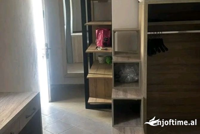 Shtepi me qera Garsoniere ne Tirane - 450 Euro