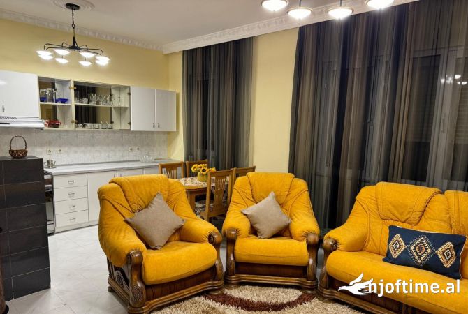 Shtepi me qera 2+1 ne Tirane - 500 Euro