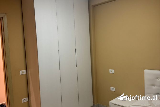 Shtepi me qera 2+1 ne Tirane - 550 Euro