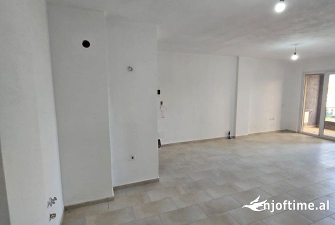 Shtepi ne shitje 2+1 ne Tirane - 195,500 Euro