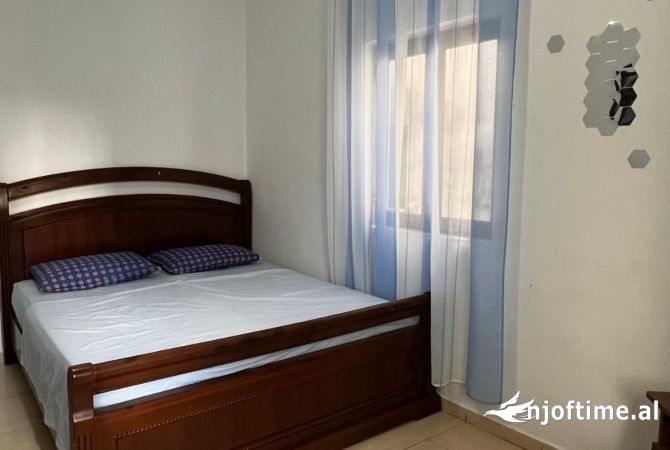 Shtepi me qera Garsoniere ne Tirane - 320 Euro