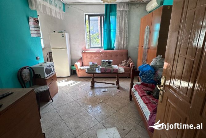 Shtepi ne shitje 2+1 ne Tirane - 86,000 Euro
