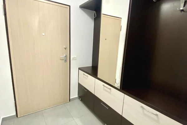 Shtepi me qera Apartament ne Sarande, 2+1, Mobilimi E mobiluar, Pagesa 50,000  Leke.