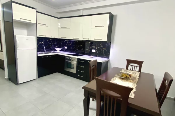 Shtepi me qera Apartament ne Sarande, 2+1, Mobilimi E mobiluar, Pagesa 50,000  Leke.