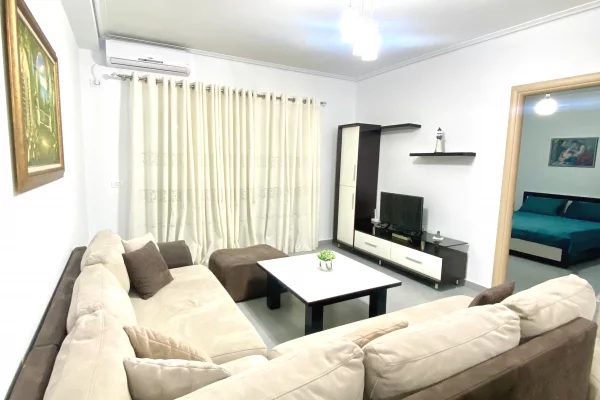 Shtepi me qera Apartament ne Sarande, 2+1, Mobilimi E mobiluar, Pagesa 50,000  Leke.