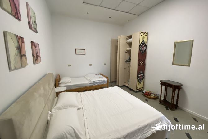 Shtepi me qera 1+1 ne Tirane - 590 Euro
